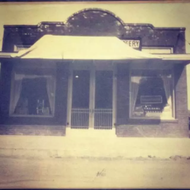 4001 Duval Hair Salon