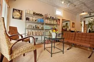 4001 Duval Hair Salon