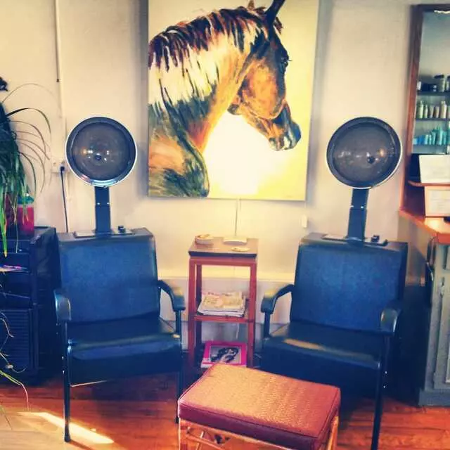 4001 Duval Hair Salon
