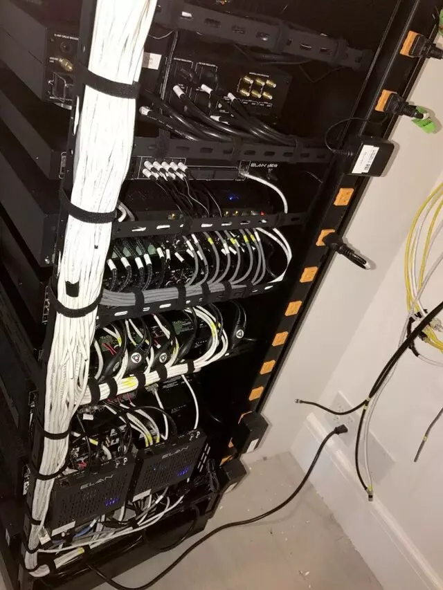 AV Connect