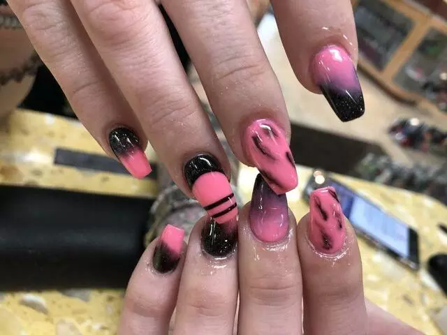 Angel’s Nail & Tanning