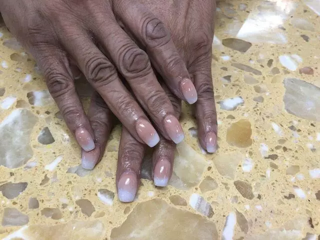 Angel’s Nail & Tanning