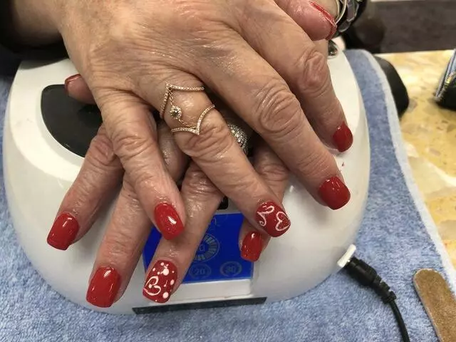 Angel’s Nail & Tanning