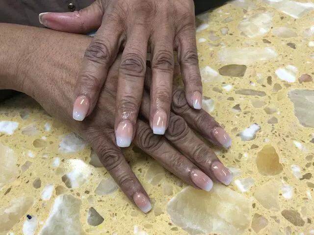 Angel’s Nail & Tanning