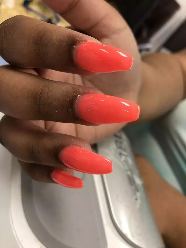 Angel’s Nail & Tanning