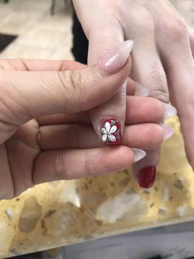 Angel’s Nail & Tanning