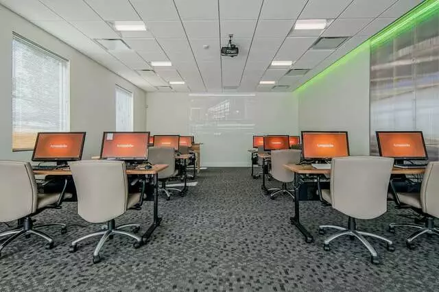 Lumenbrite - Adobe Digital Design Training