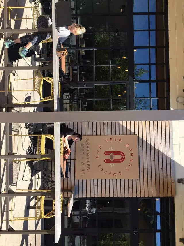 Apanas Coffee & Beer