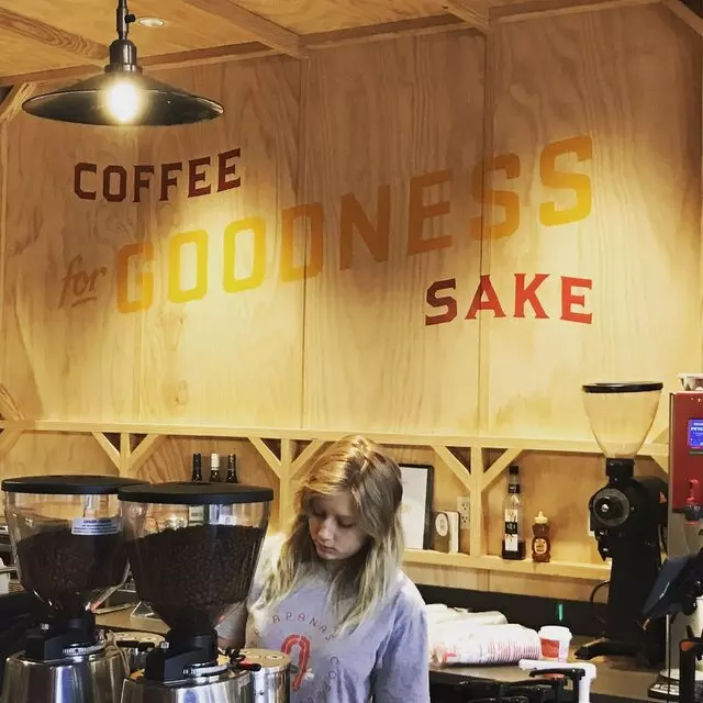 Apanas Coffee & Beer