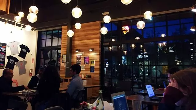 Apanas Coffee & Beer
