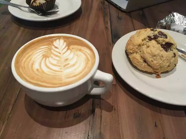Apanas Coffee & Beer