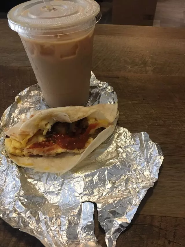 Apanas Coffee & Beer