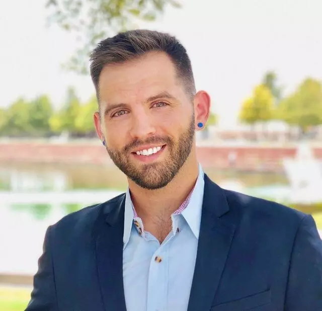 Alek Kersten - American Pacific Mortgage