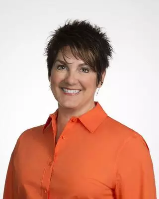 Agent Angie Noeth