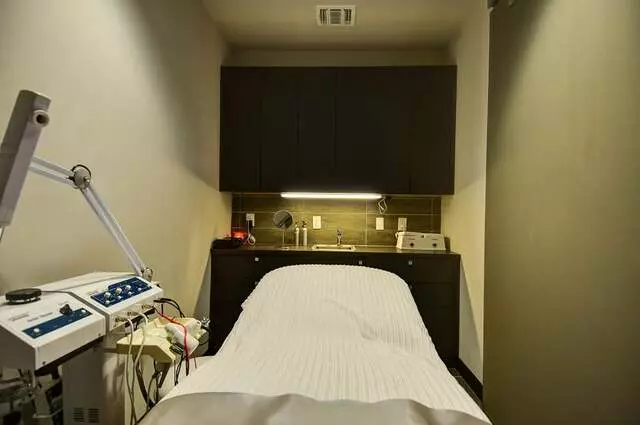 Avenue Nails & Spa