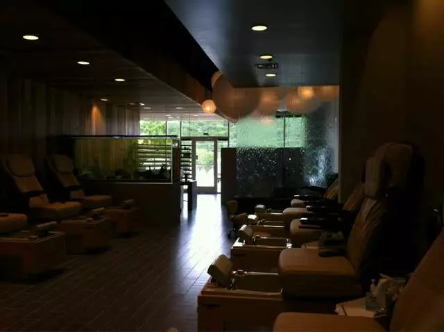 Avenue Nails & Spa