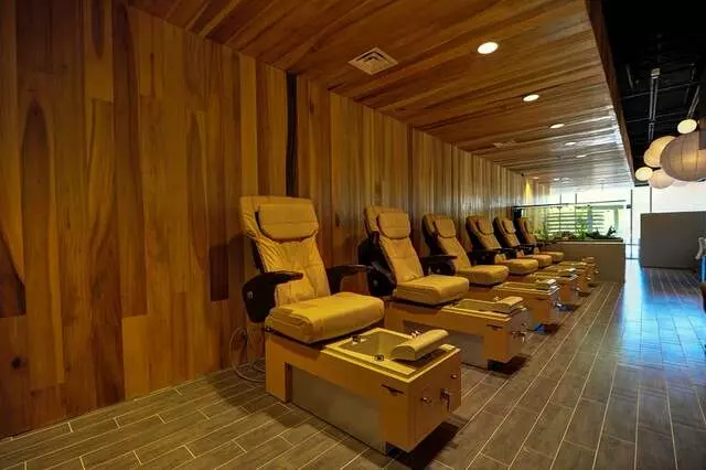 Avenue Nails & Spa