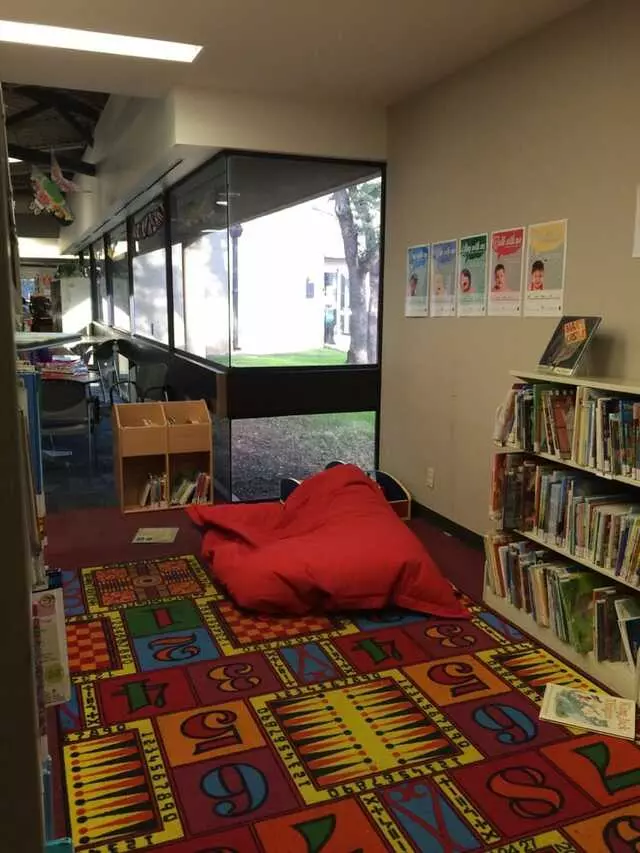 Austin Public Library