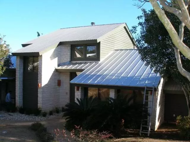 Armadillo Roofing & Exteriors