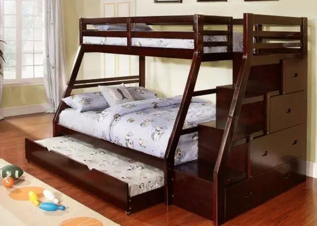 Amigos Furniture