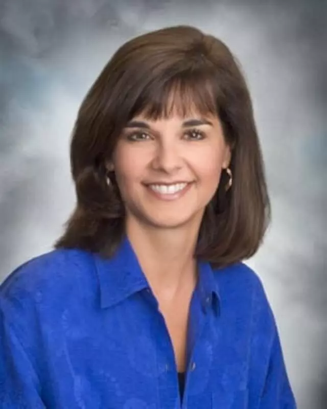 Lisa Leonard, LMFT, LPC