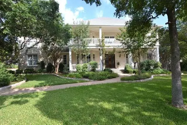 Adan Gonzalez - Pauly Presley Realty