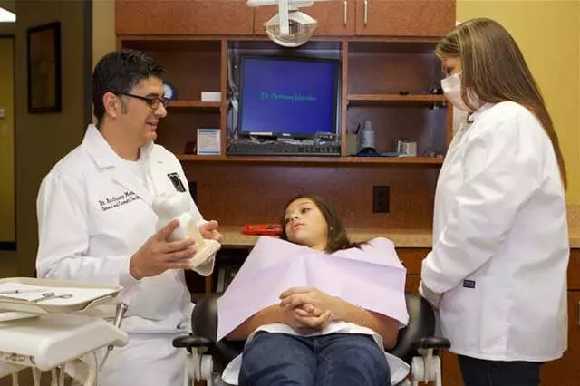 Anthony Mendez, DDS