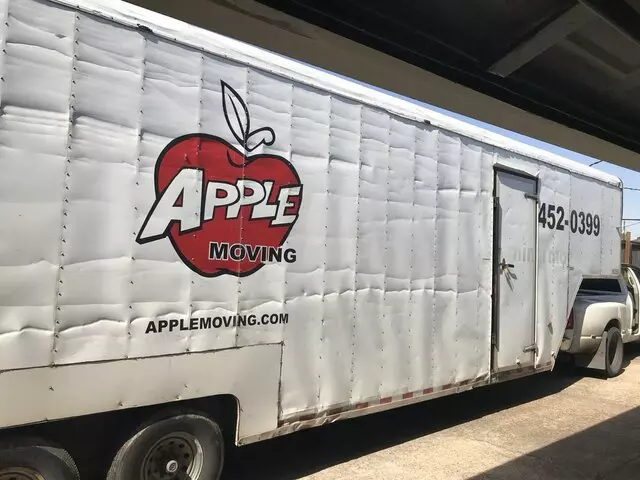 Apple Moving LLC