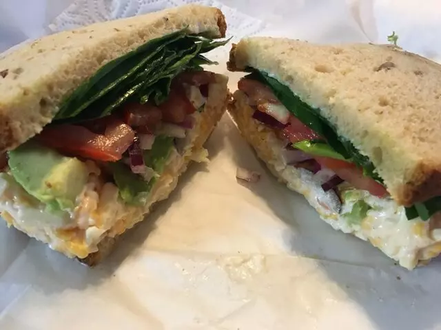 Avenue B Grocery