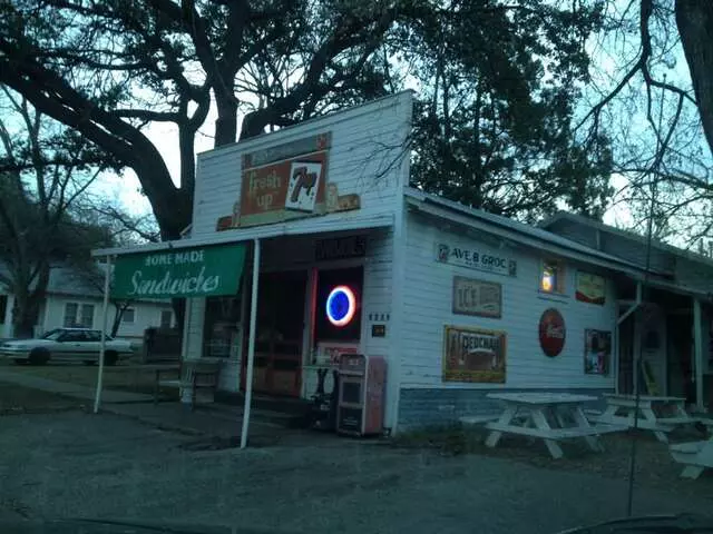 Avenue B Grocery