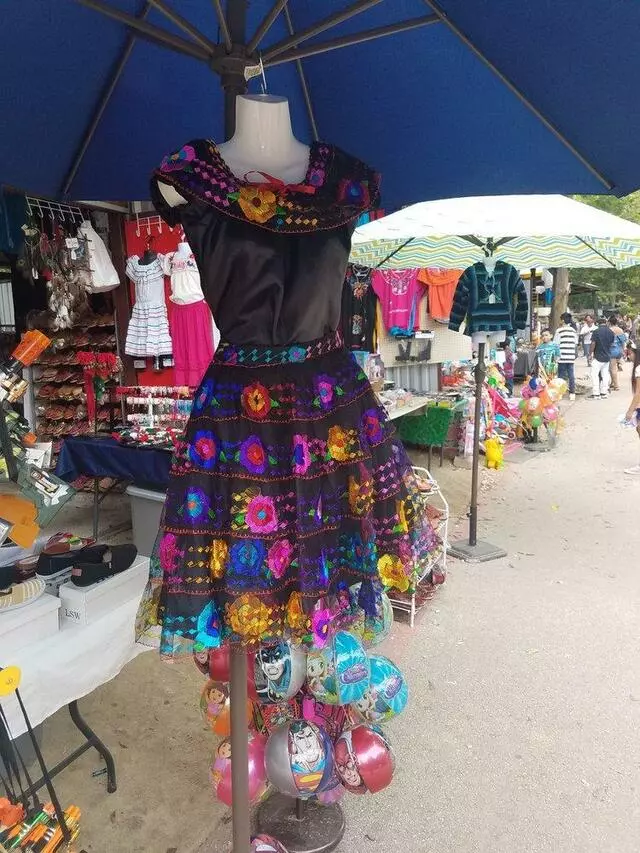 812 Market