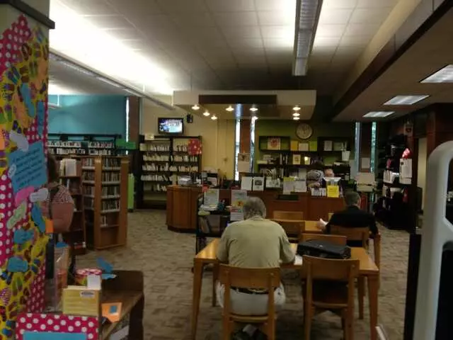 Austin Public Library - Howson