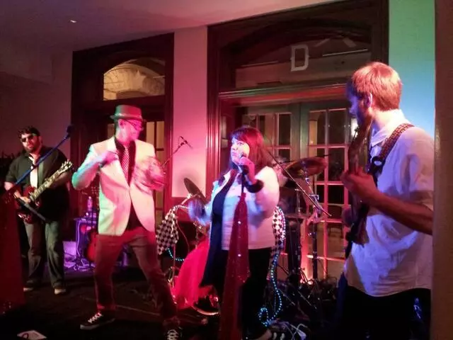 Airwave 80s band